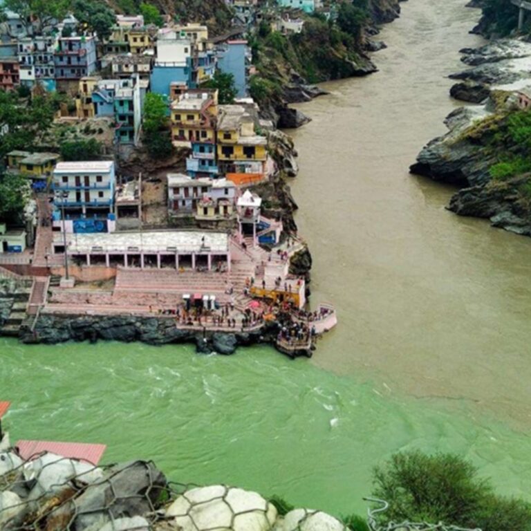 maa ganga river at devprayag